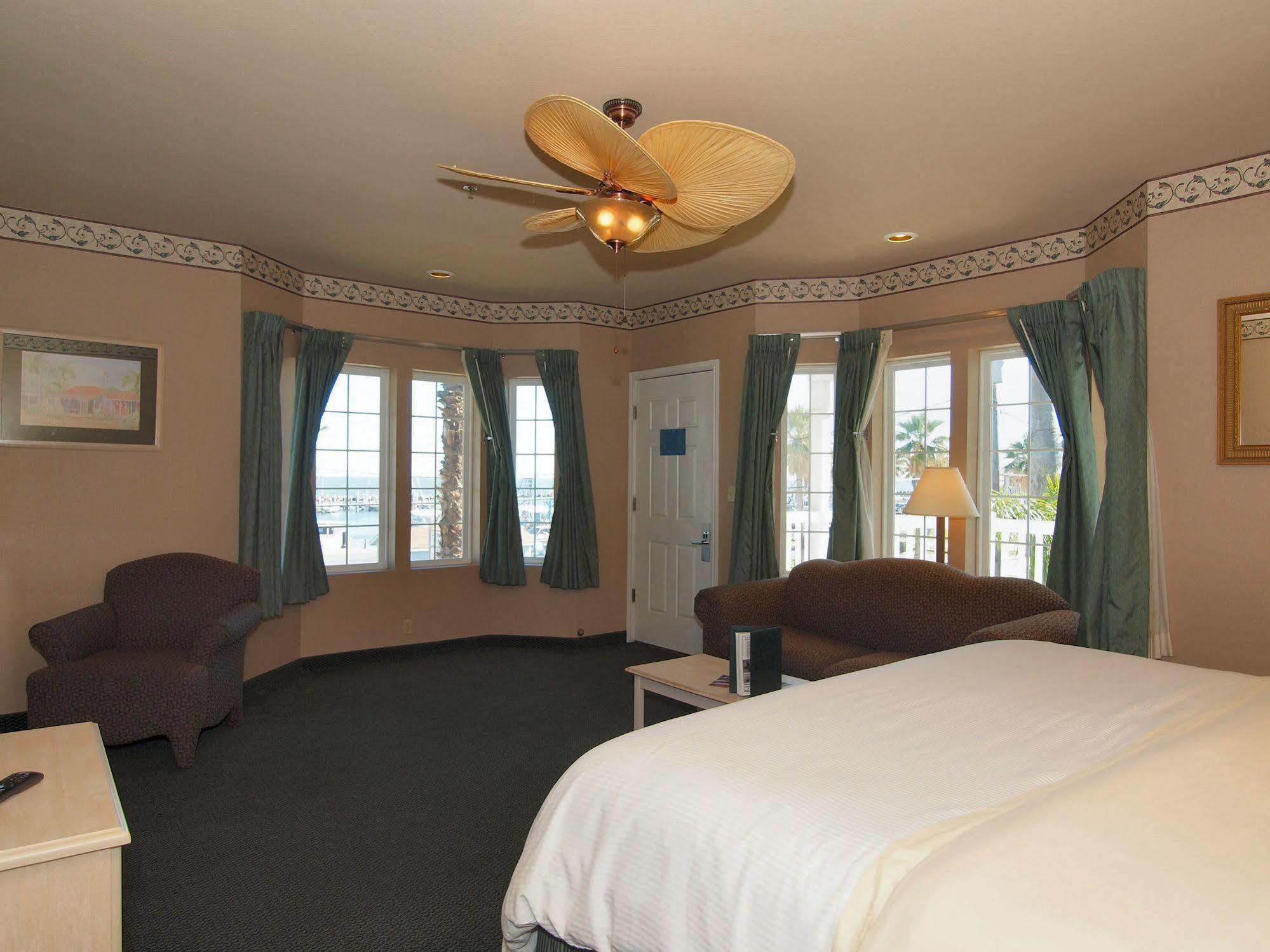 The Inn At Fulton Harbor Екстер'єр фото